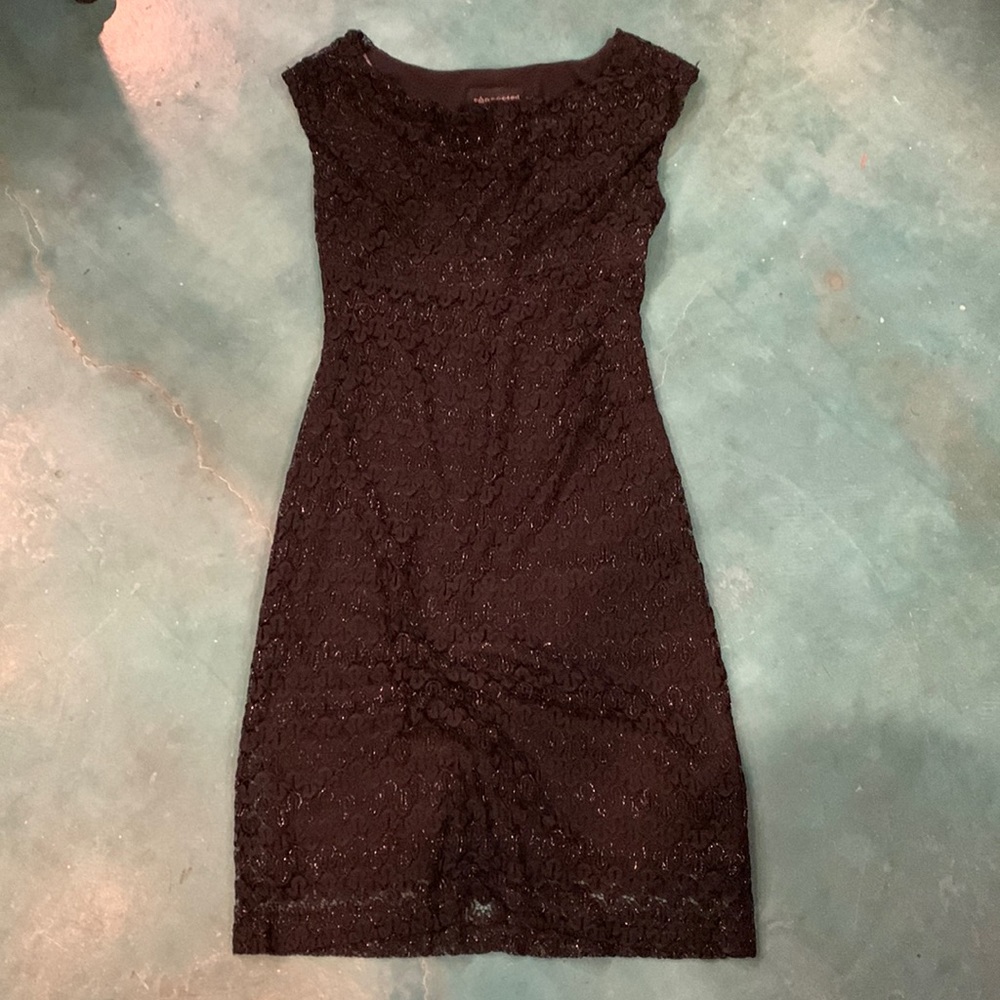 Black Womens dress size 6 by Connected.